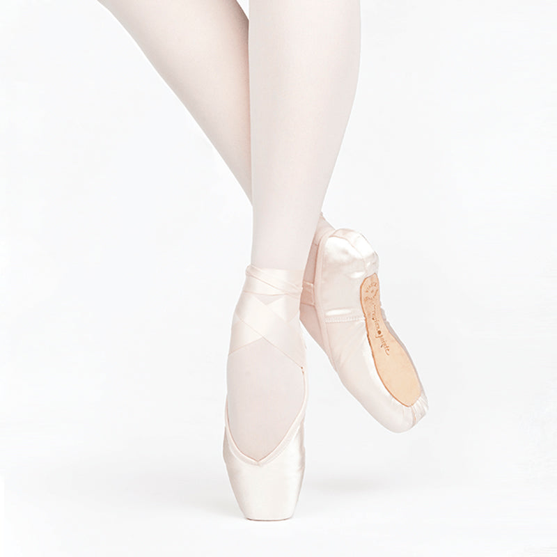 Russian Pointe Encore Pointe Shoe